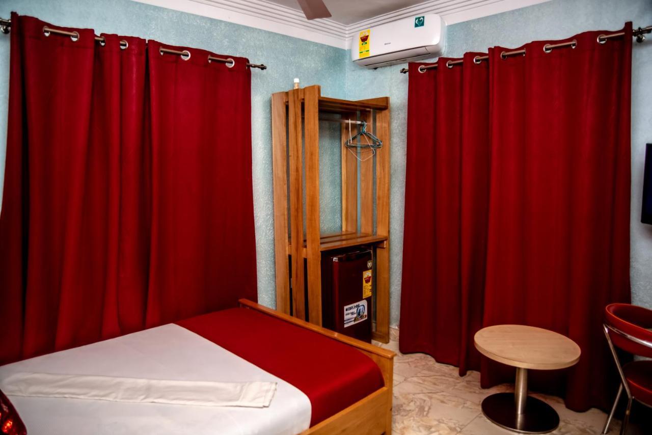Homey Lodge Kumasi Eksteriør bilde